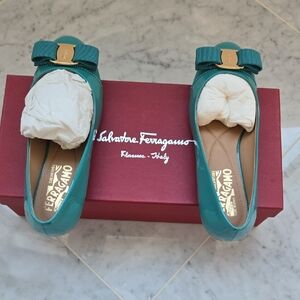 Salvatore Ferragamo Kids Teal Dress Shoes